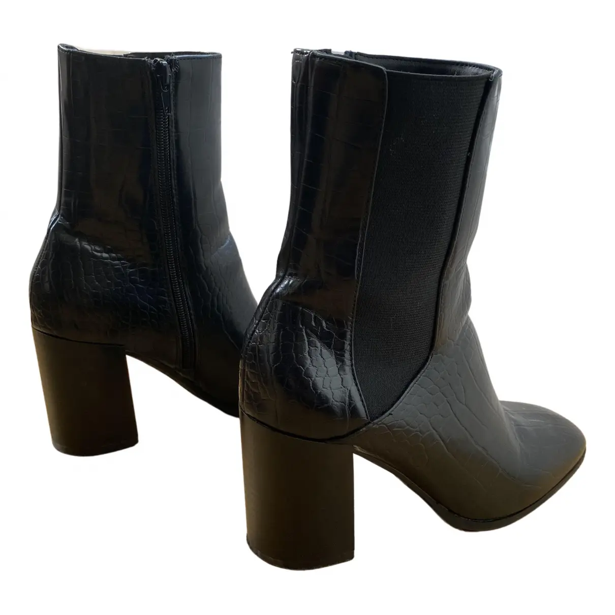 Patent leather boots Nasty Gal