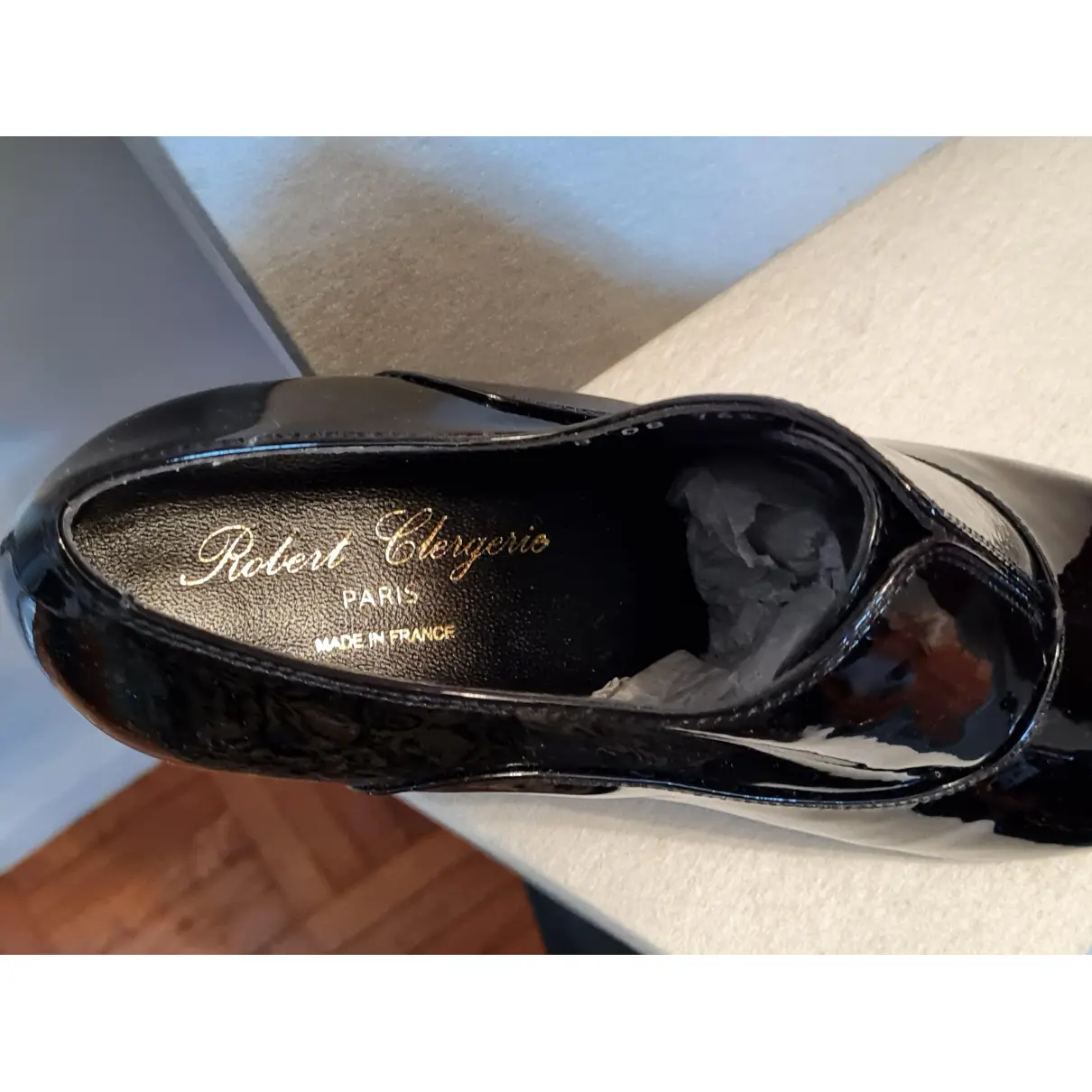 Buy Robert Clergerie Patent leather flats online