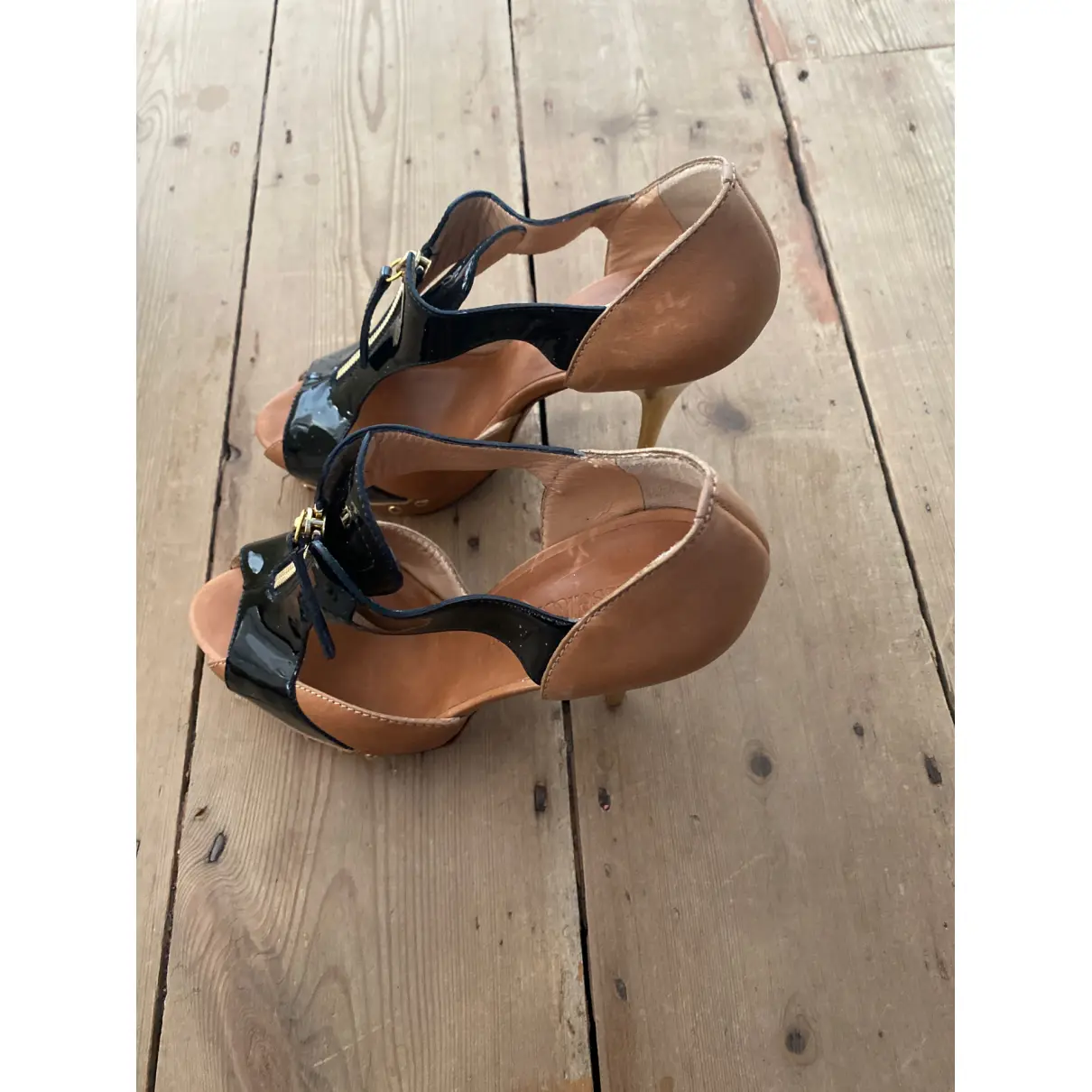 Luxury Russell & Bromley Sandals Women