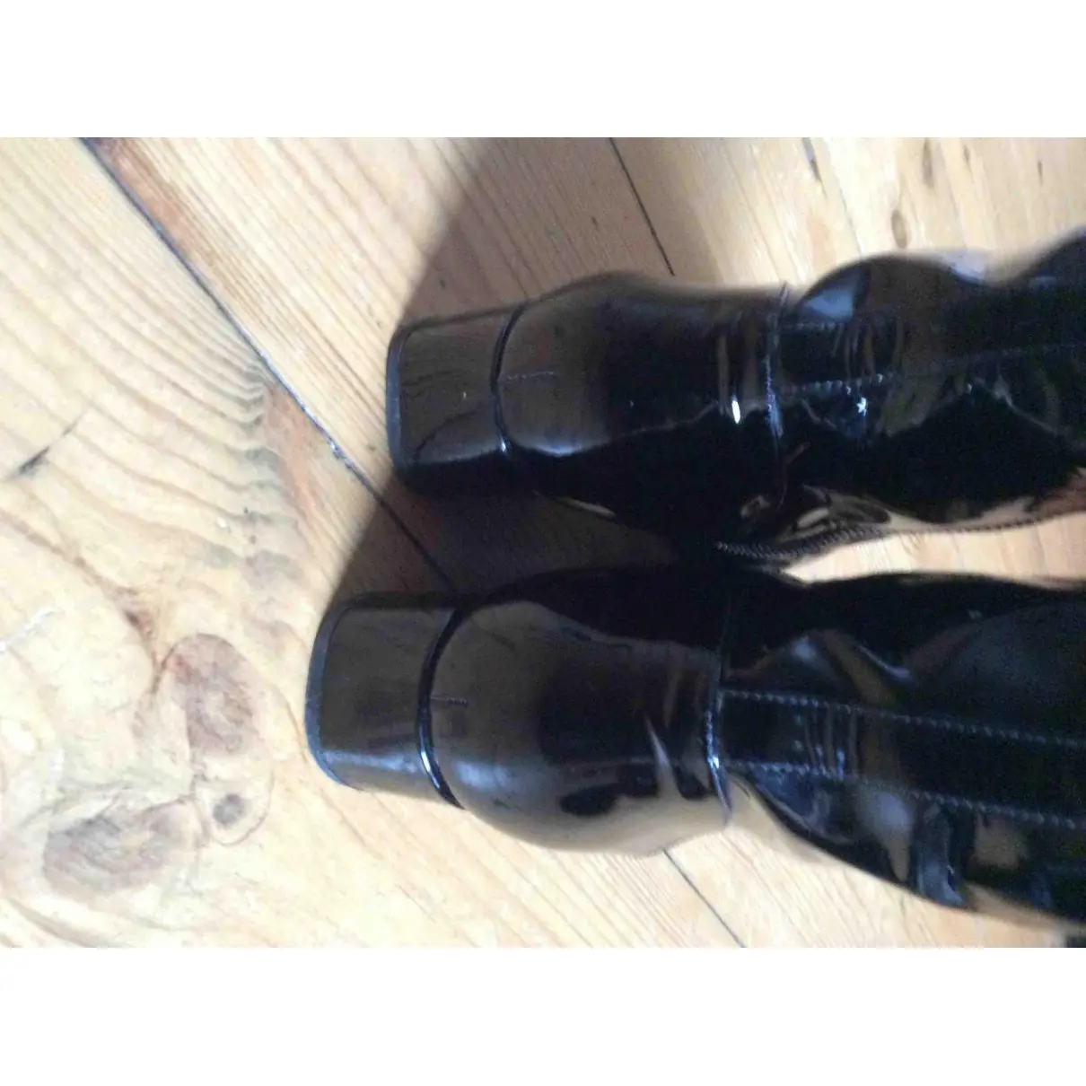 Buy Saint Laurent Patent leather boots online