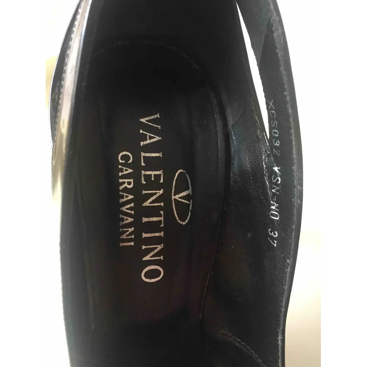 Patent leather heels Valentino Garavani - Vintage