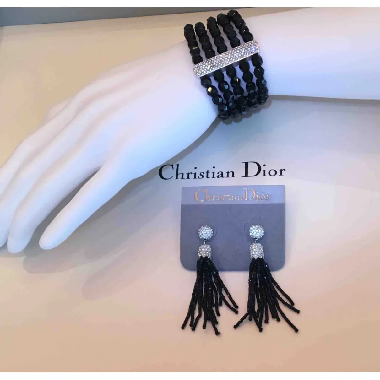 Buy Dior Pearls jewellery set online - Vintage