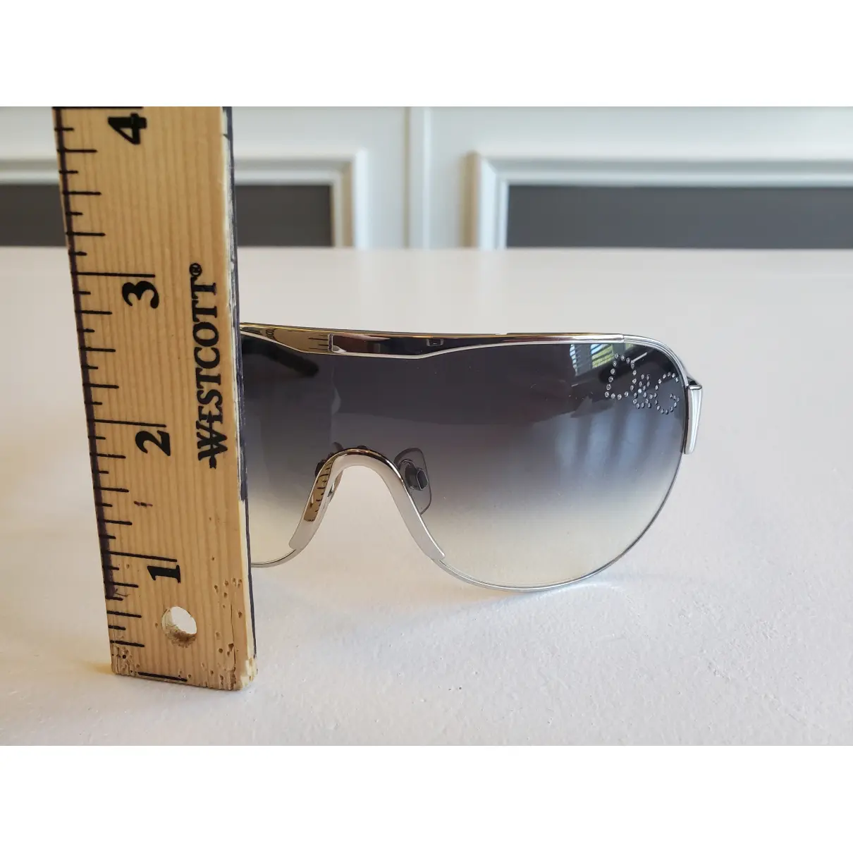 Buy D&G Aviator sunglasses online