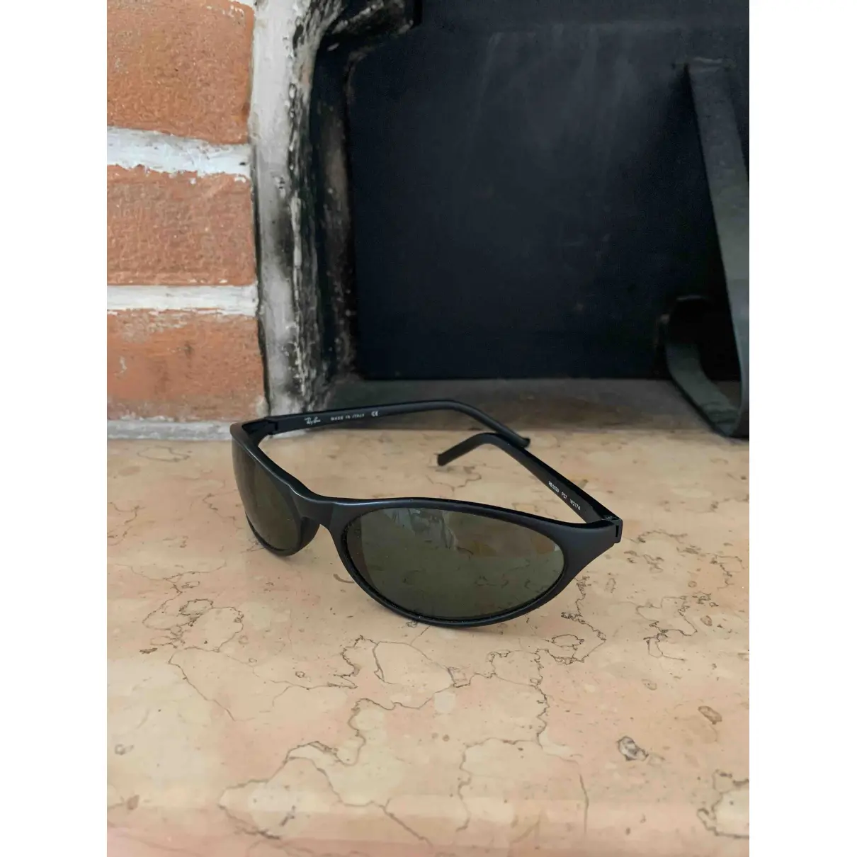 Buy Ray-Ban General sunglasses online