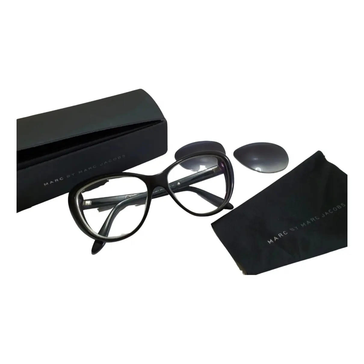 Buy Marc by Marc Jacobs Oversized sunglasses online