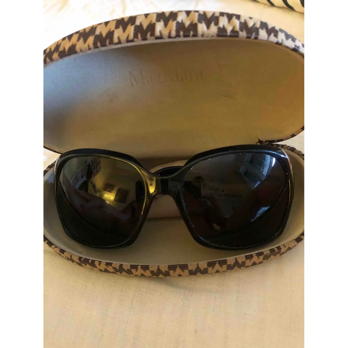 Oversized sunglasses Max Mara