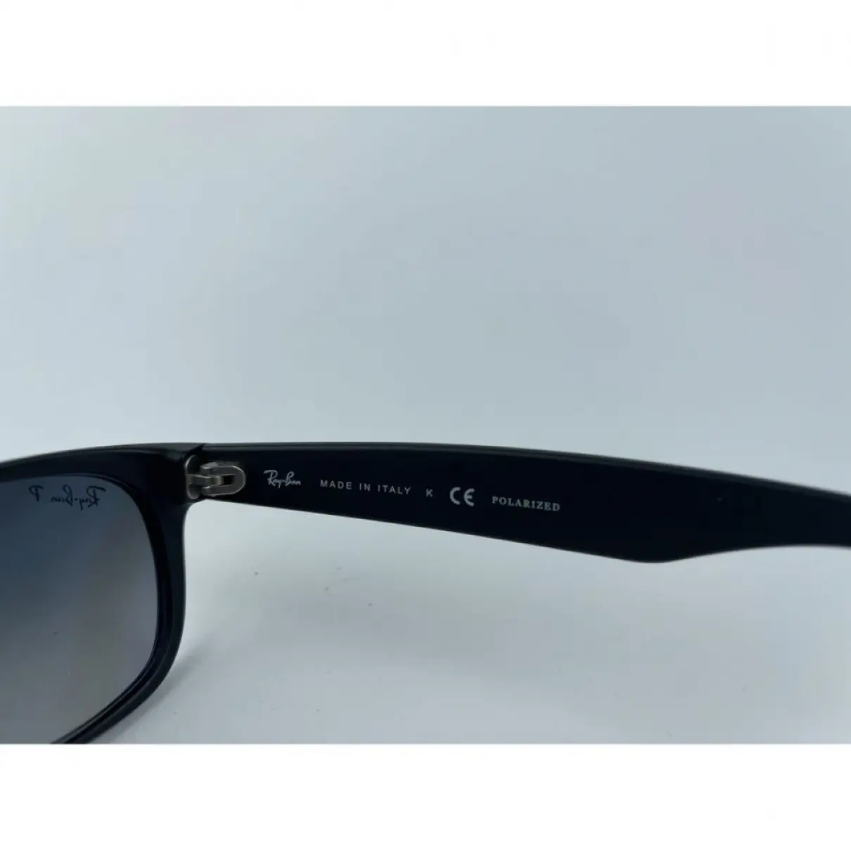 New Wayfarer sunglasses Ray-Ban