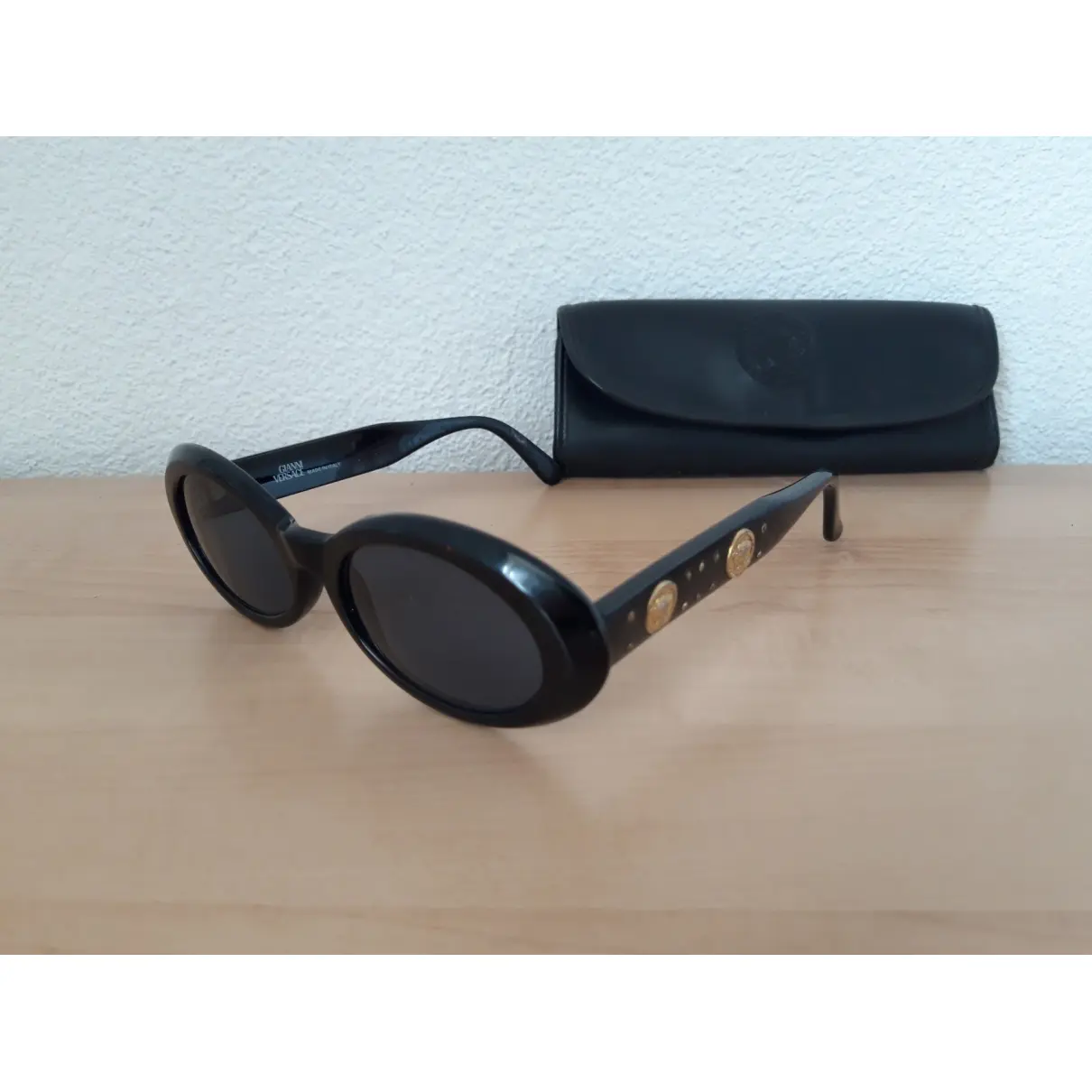 Buy Versace Sunglasses online - Vintage