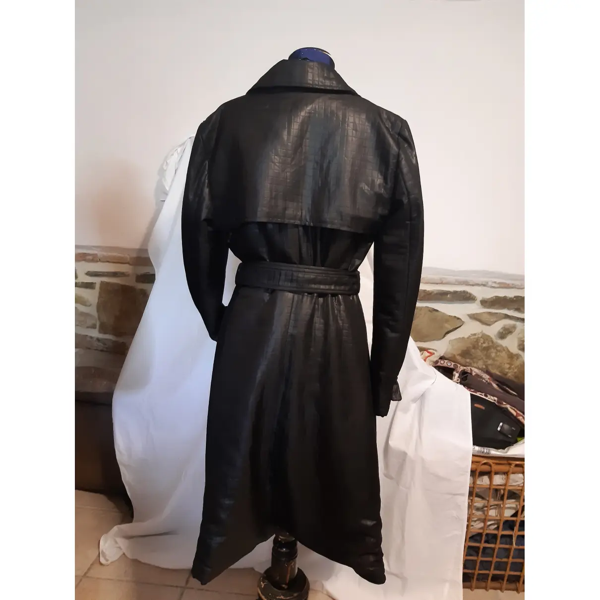 Buy Armani Collezioni Trench coat online - Vintage