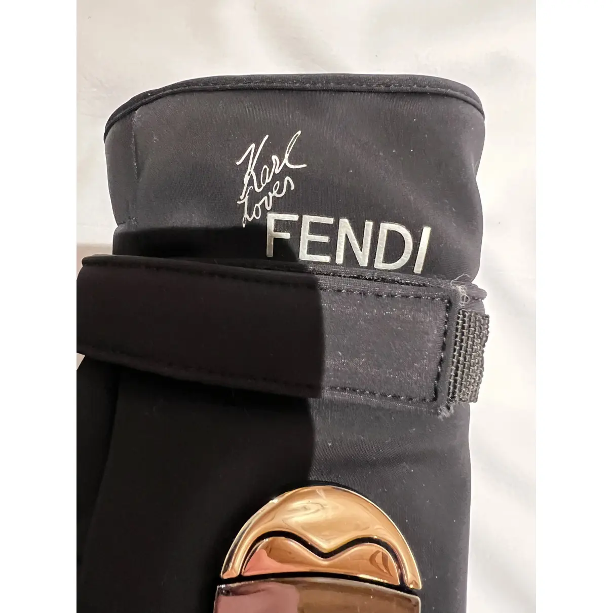Buy Fendi Mittens online