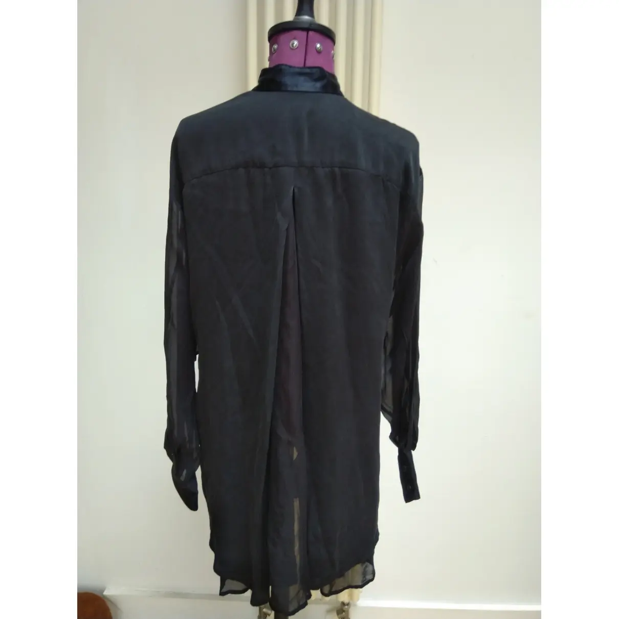 Buy Amanda Wakeley Silk blouse online