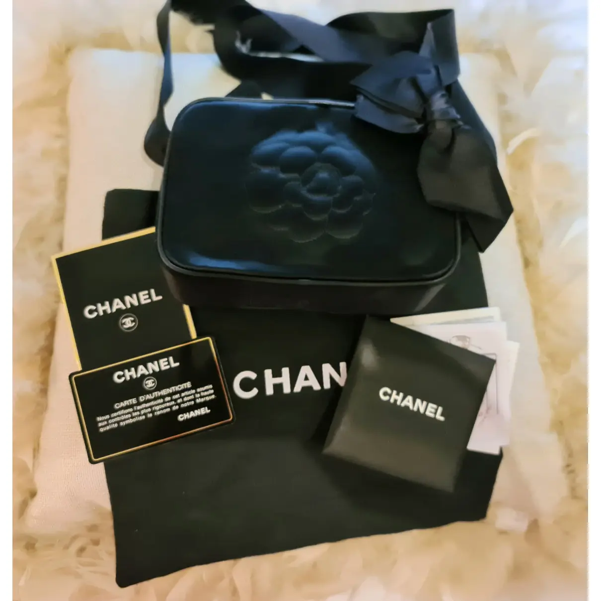 Silk crossbody bag Chanel - Vintage