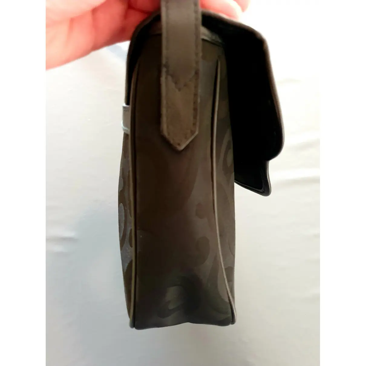Buy Yves Saint Laurent Silk crossbody bag online - Vintage