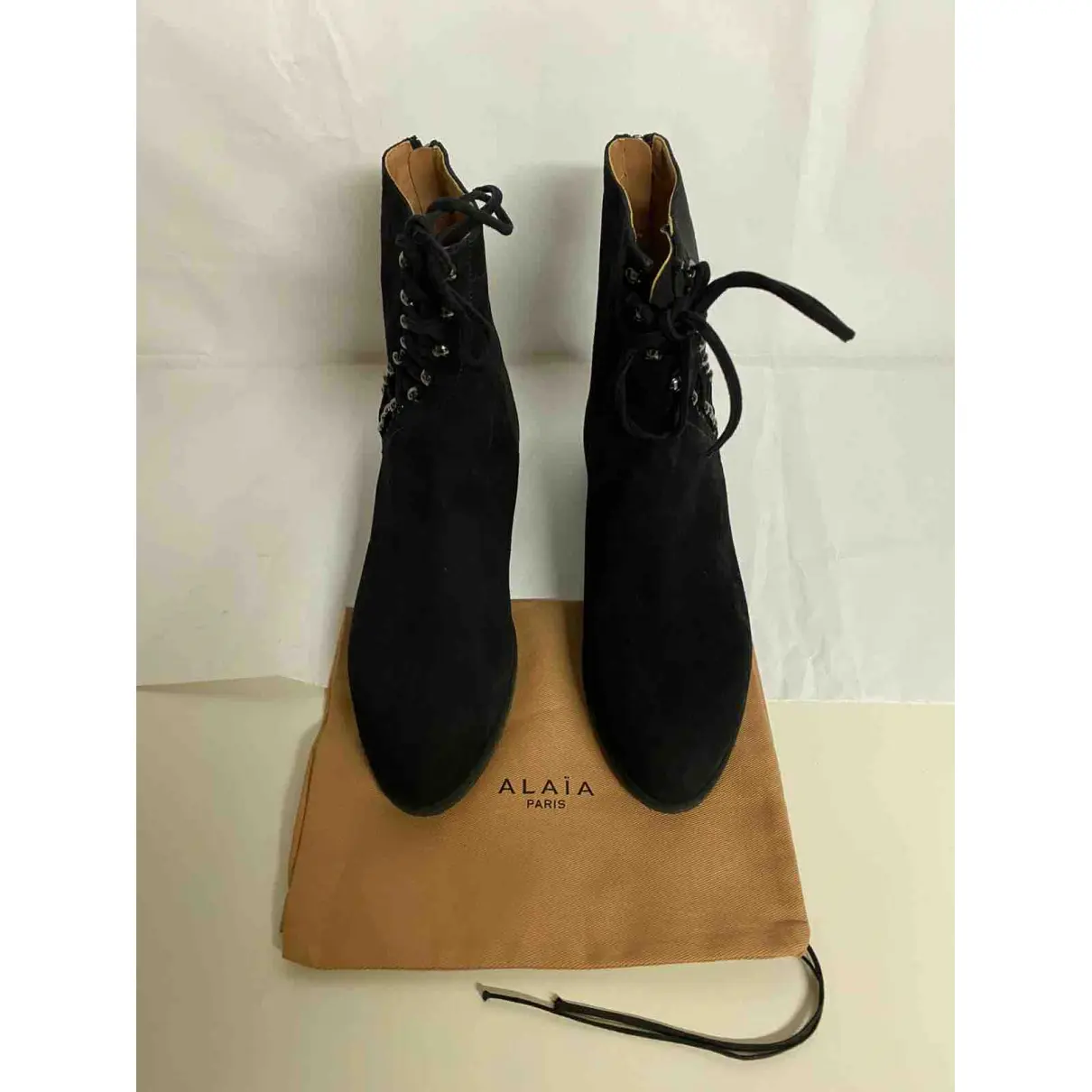 Buy Alaïa Lace up boots online