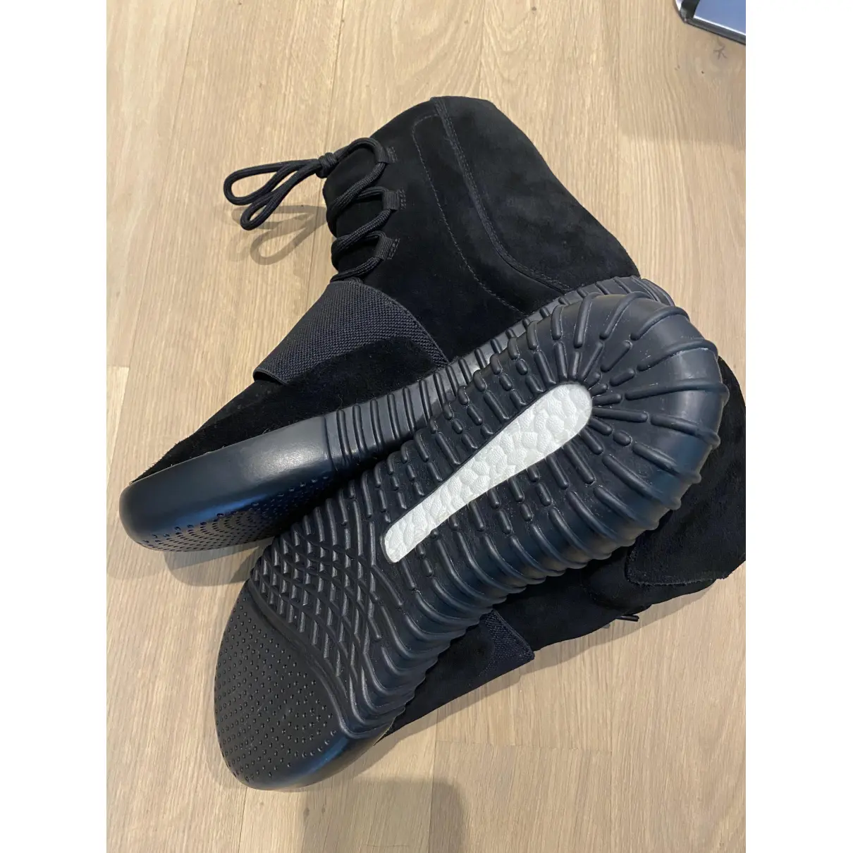 Buy Yeezy x Adidas Boost 750  high trainers online