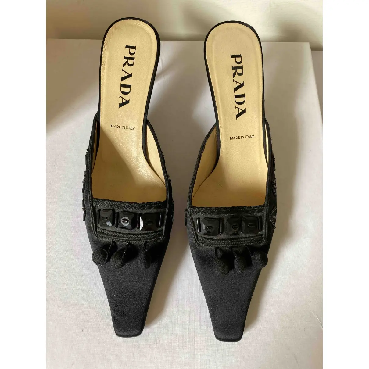 Buy Prada Heels online - Vintage