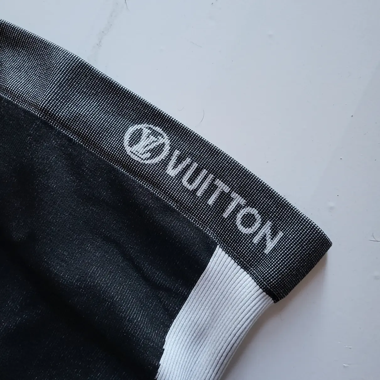 Buy Louis Vuitton Leggings online