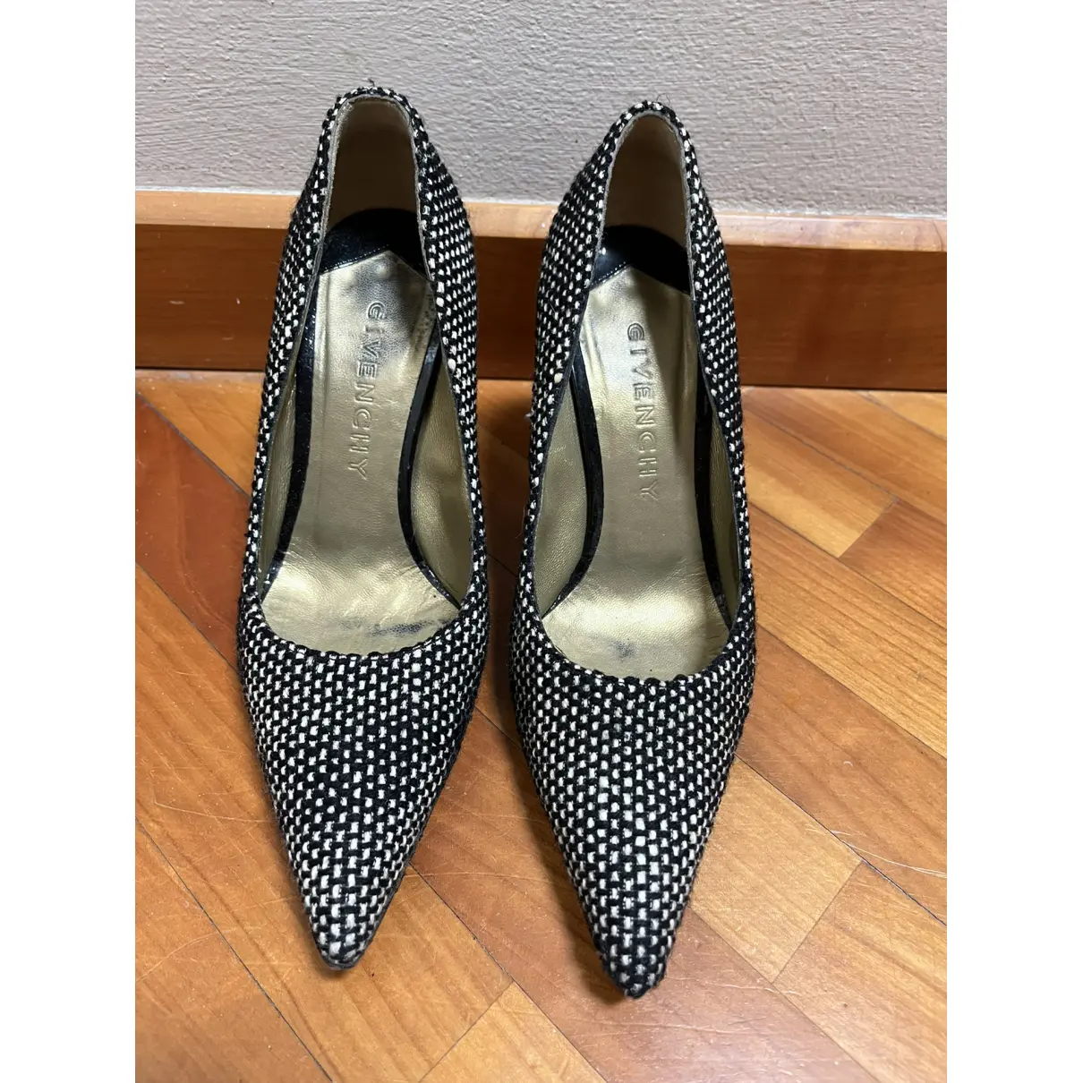 Buy Givenchy Tweed heels online