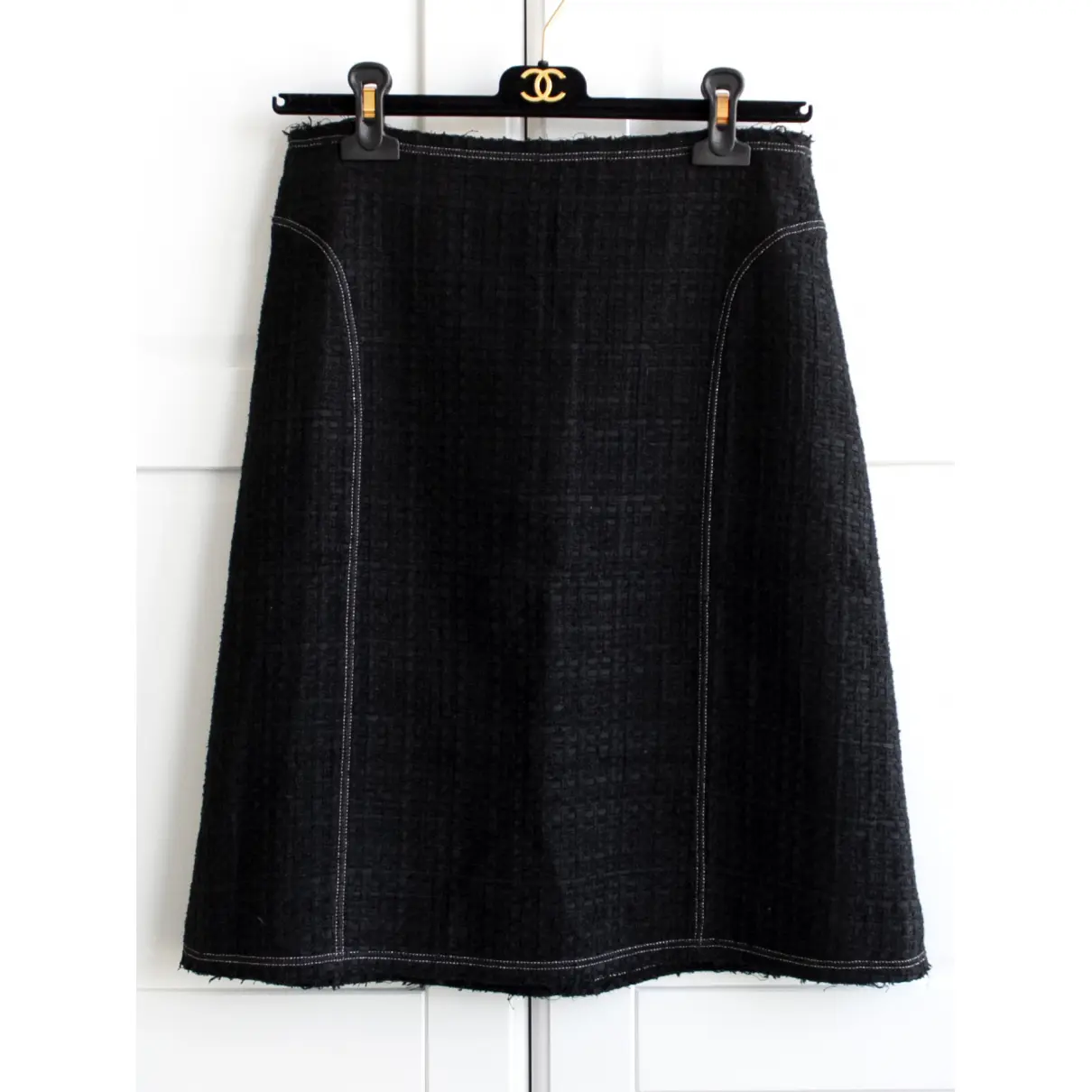 Buy Chanel La Petite Veste Noire tweed suit jacket online - Vintage