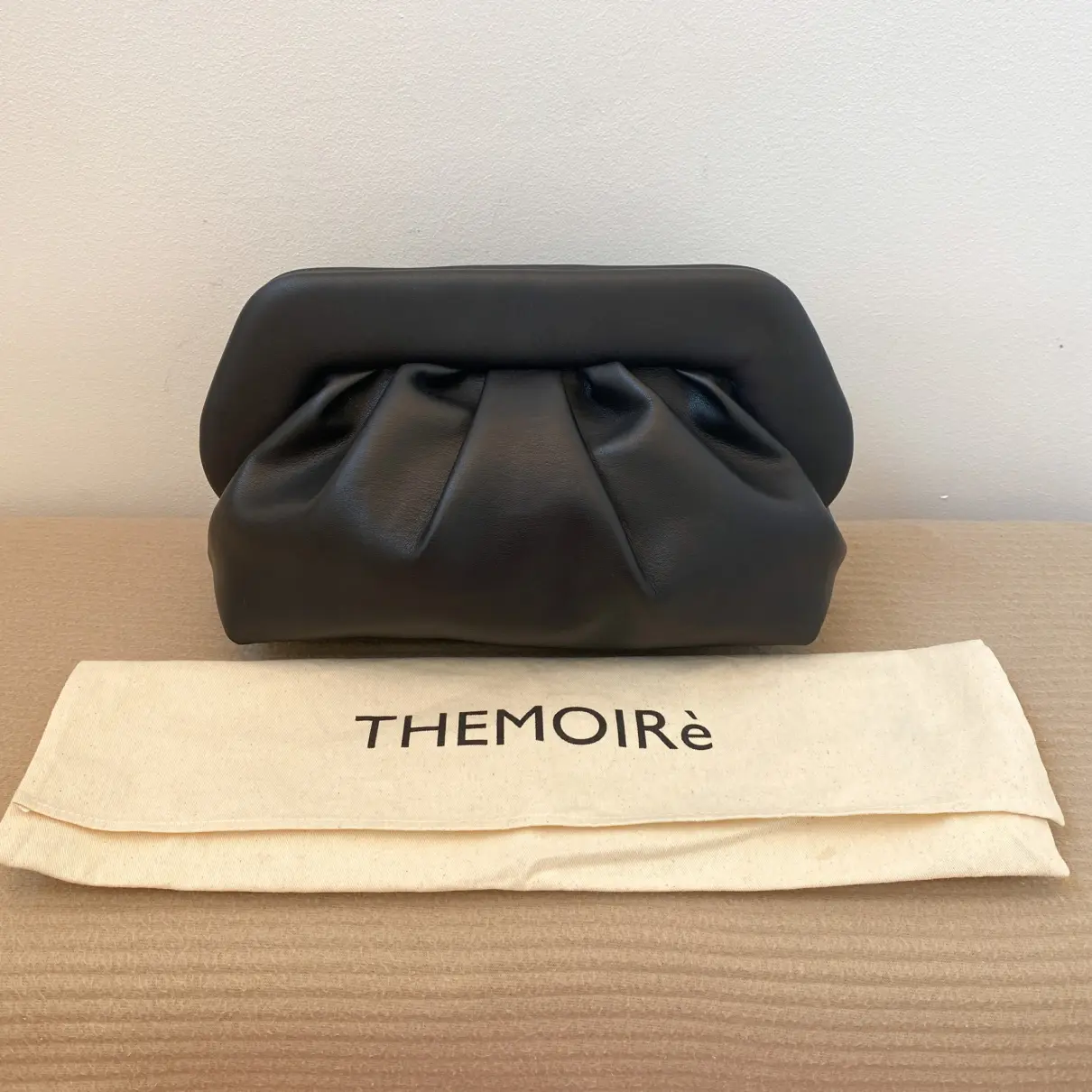 Vegan leather handbag Themoirè