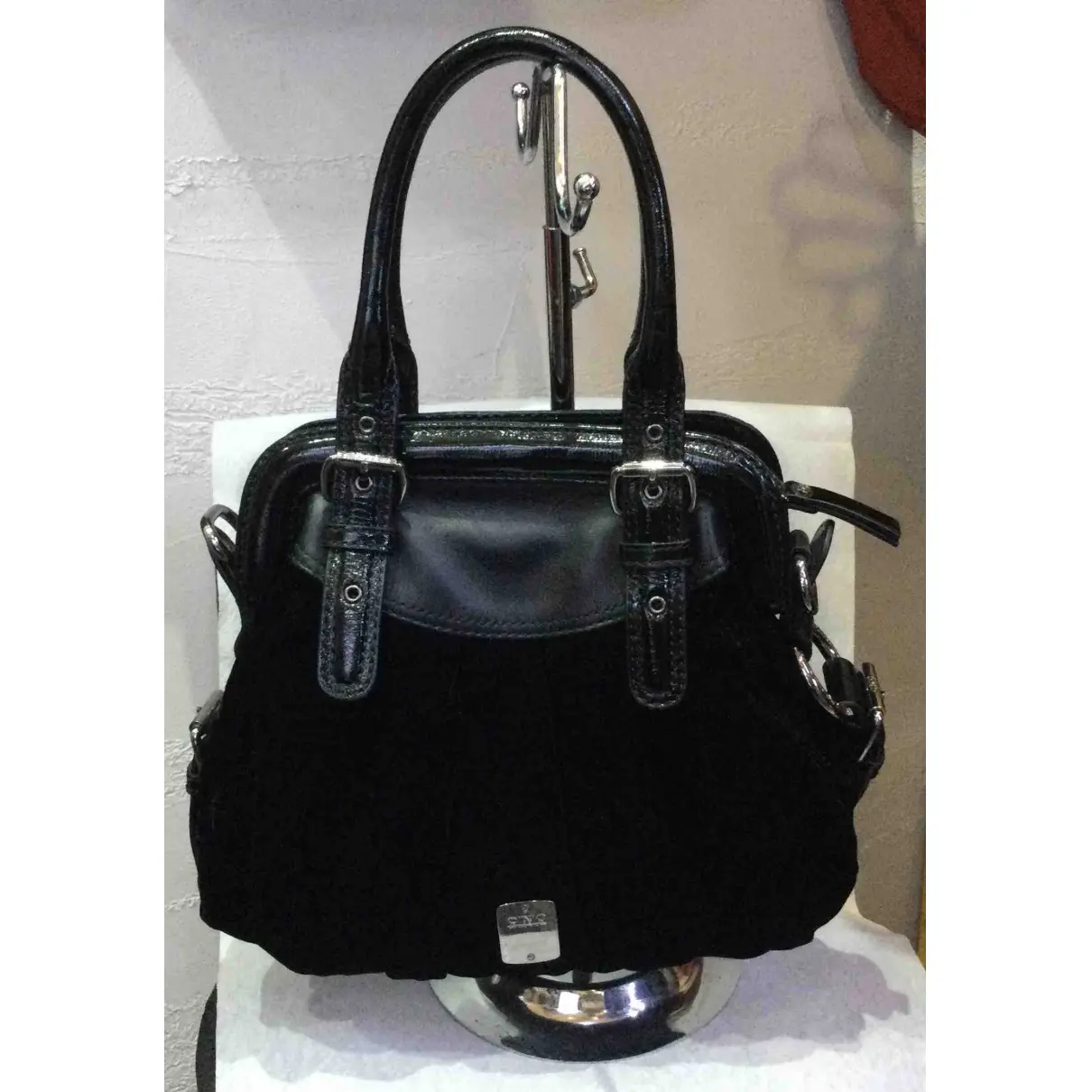 Buy CNC Velvet handbag online