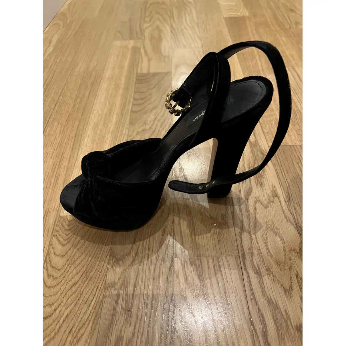 Buy Dolce & Gabbana Velvet sandals online
