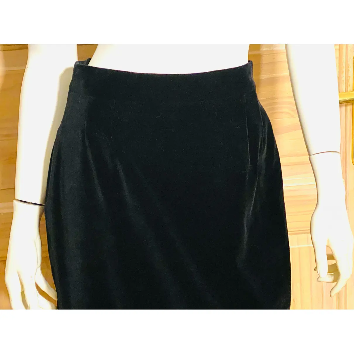 Buy Escada Velvet mid-length skirt online - Vintage