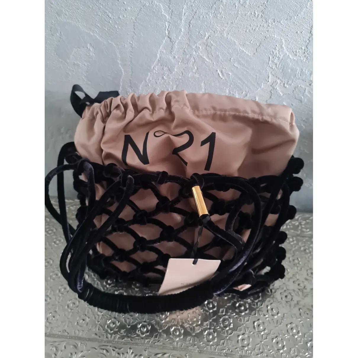 Buy N°21 Velvet handbag online