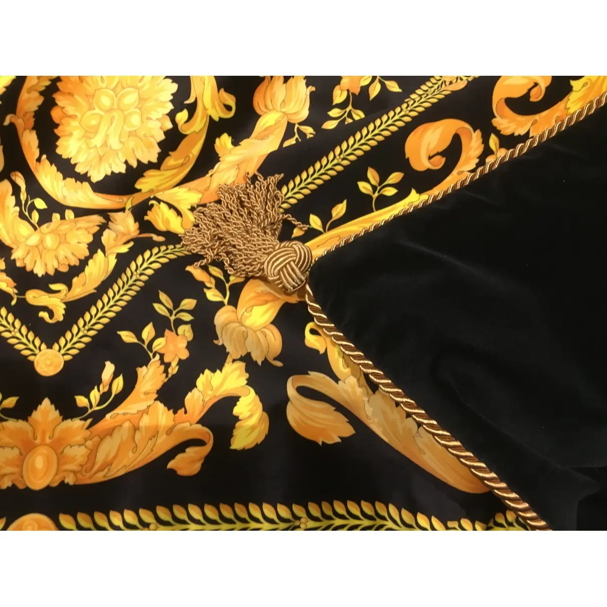 Buy Versace Velvet bedcover online
