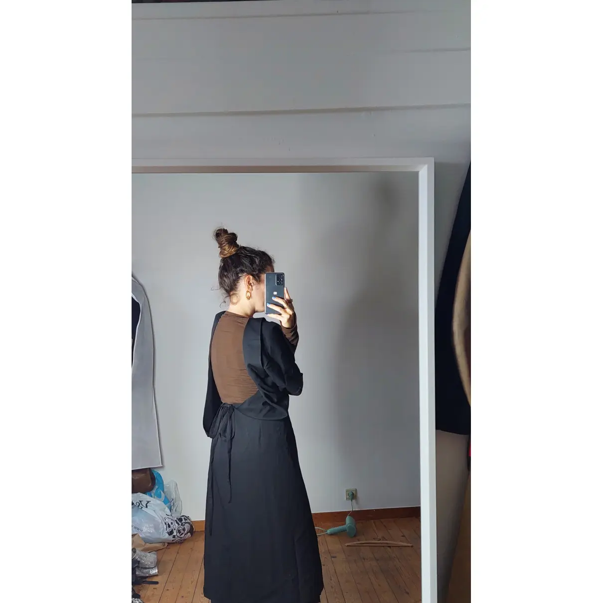 Buy Atsuro Tayama Wool mid-length dress online - Vintage