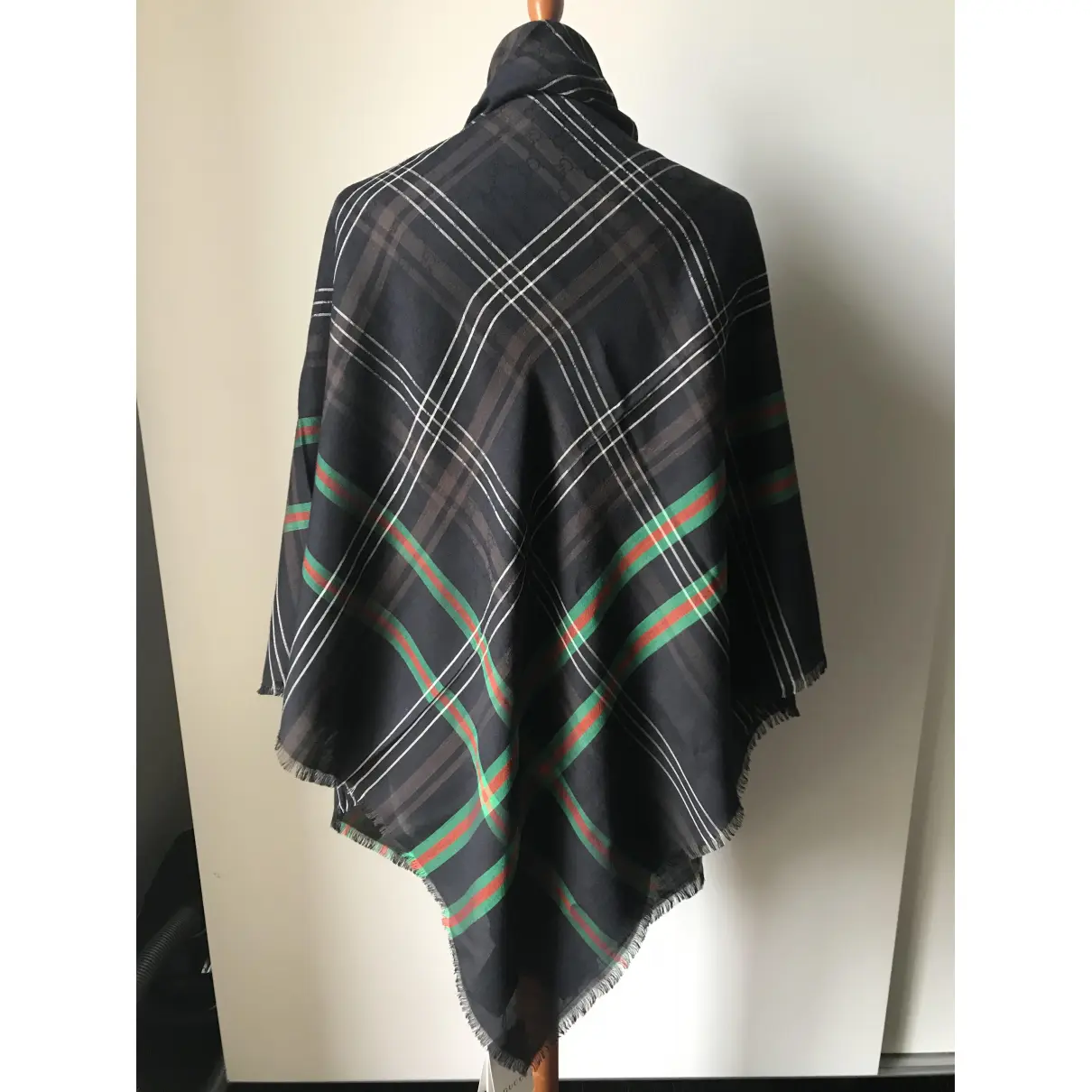 Buy Gucci Wool stole online