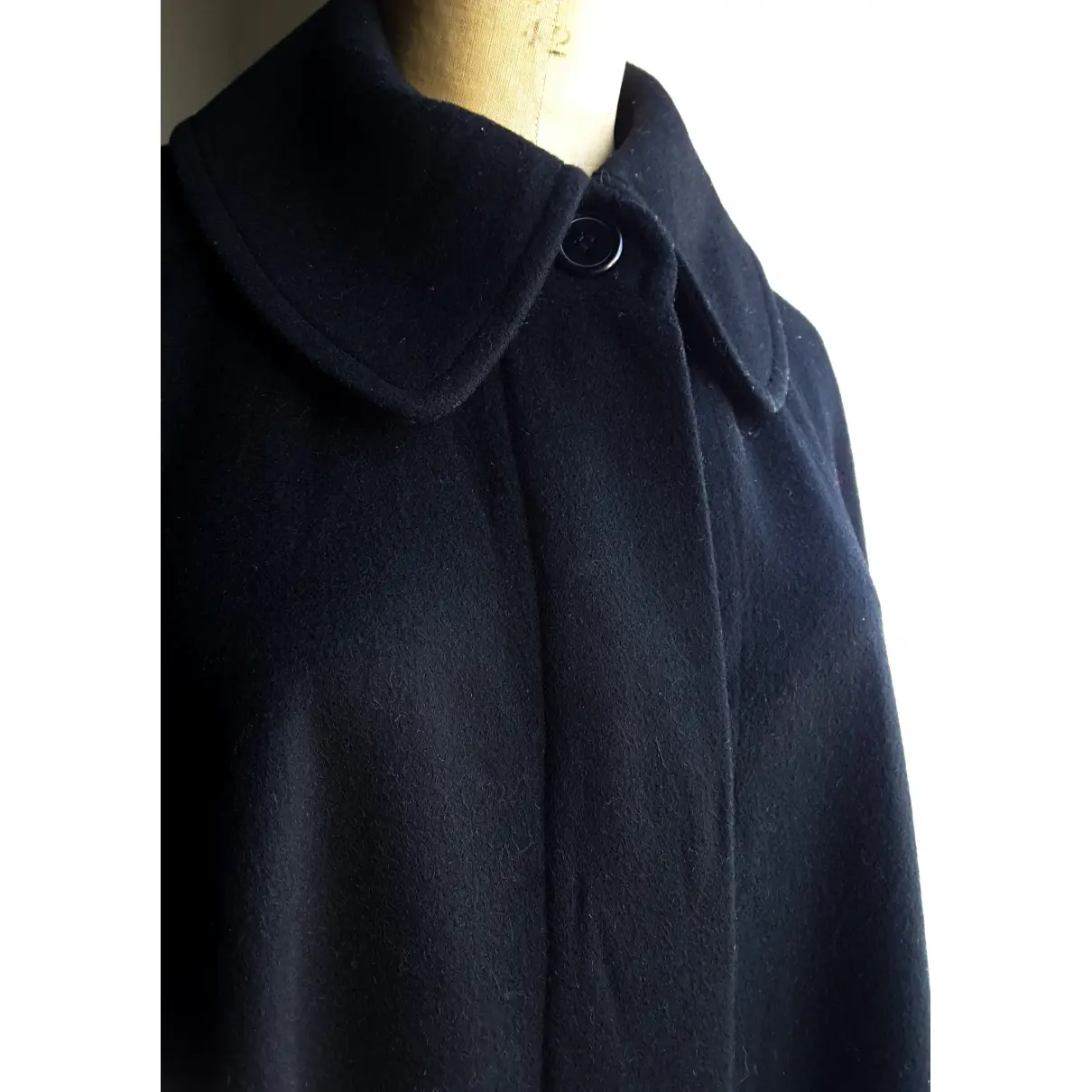 Luxury Yves Saint Laurent Coats Women - Vintage