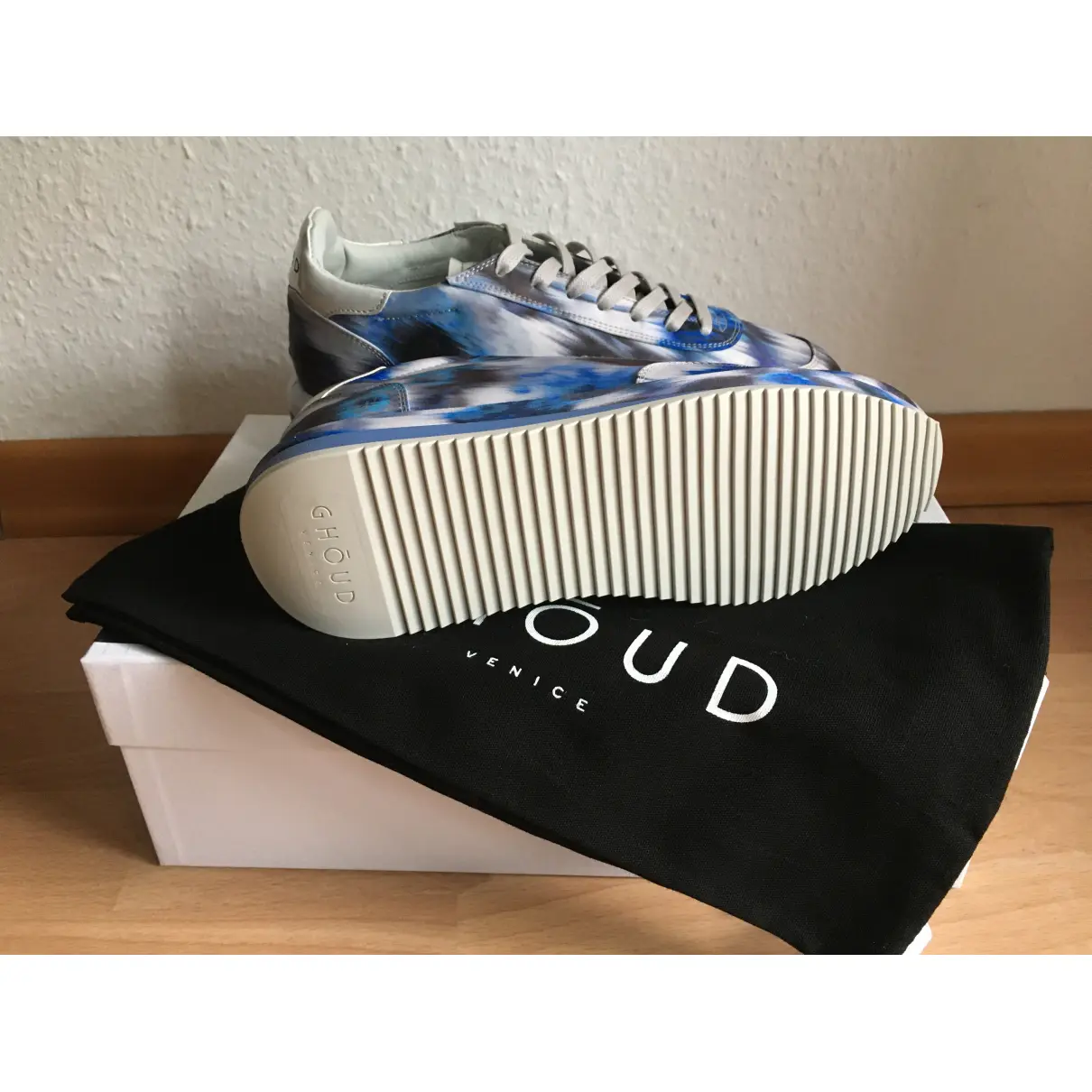 Cloth trainers Ghoud