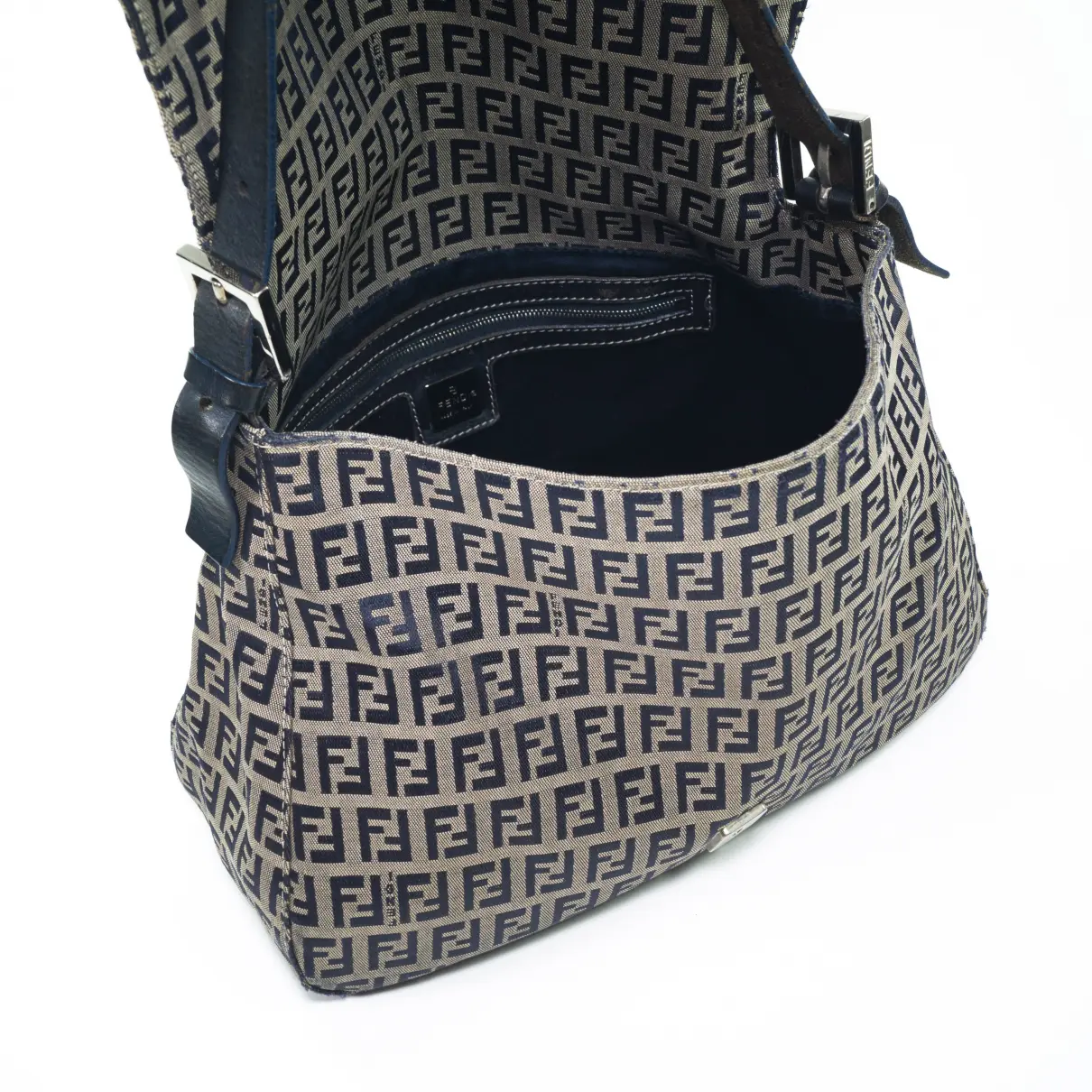 Buy Fendi Mamma Baguette  cloth handbag online