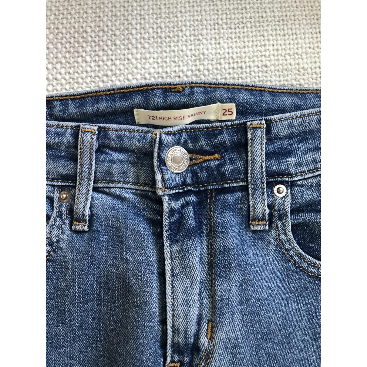 Buy Levi's 721 slim jeans online