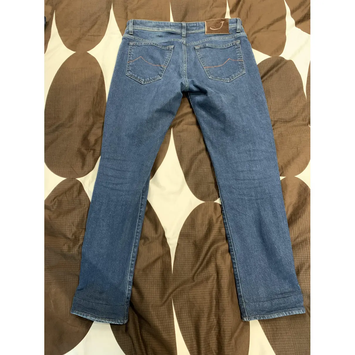 Buy JACOB COHEN Straight jeans online