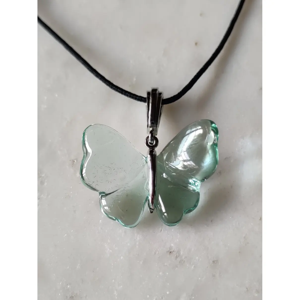 Buy Lalique Crystal necklace online