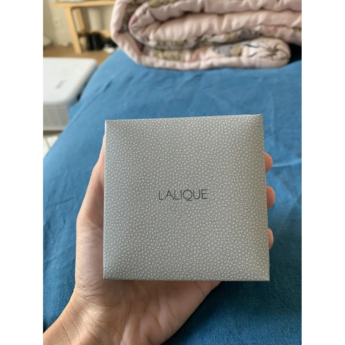 Buy Lalique Crystal pendant online