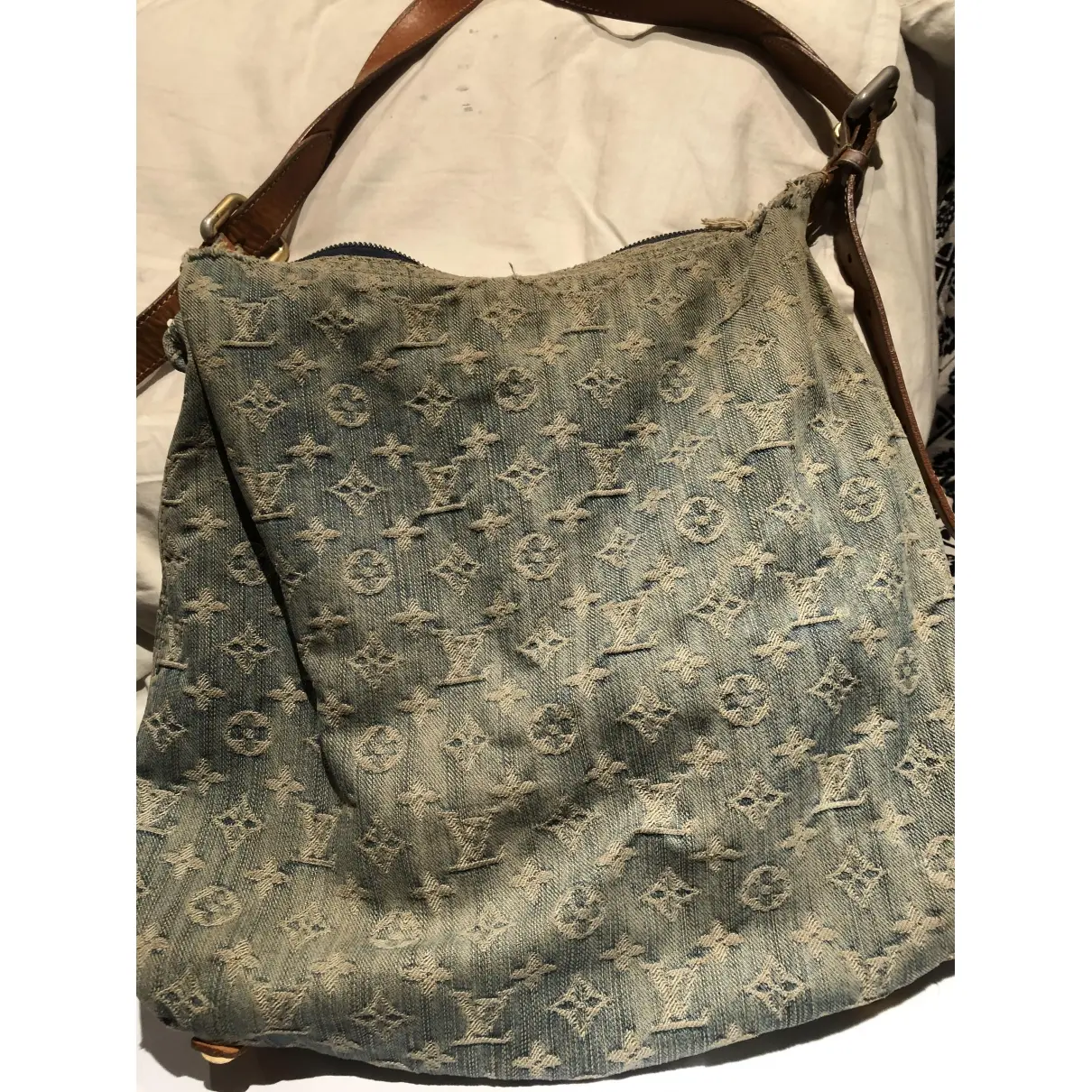 Louis Vuitton Baggy crossbody bag for sale