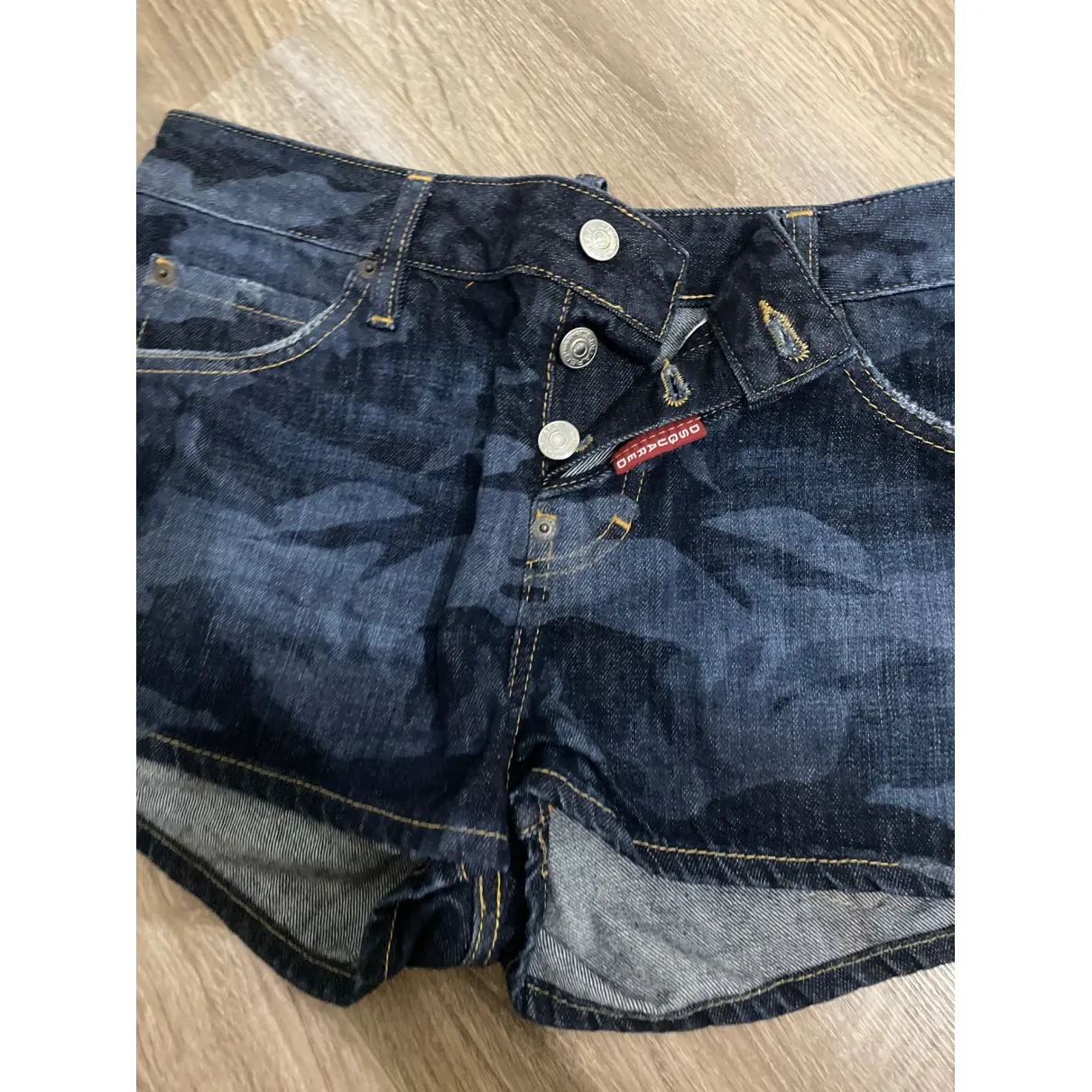 Buy Dsquared2 Short jeans online