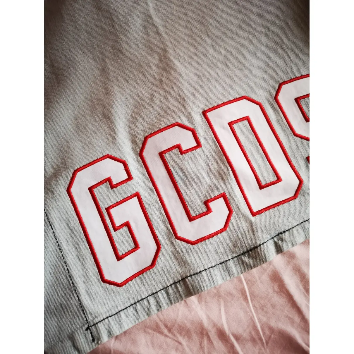 Mid-length skirt GCDS