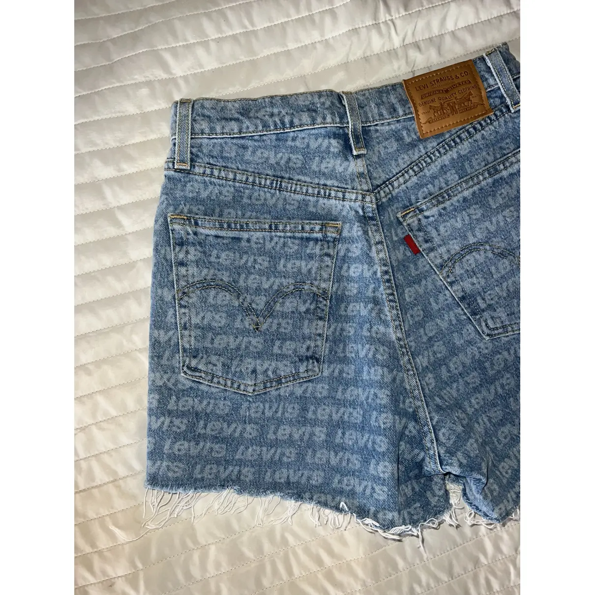 Buy Levi's Shorts online