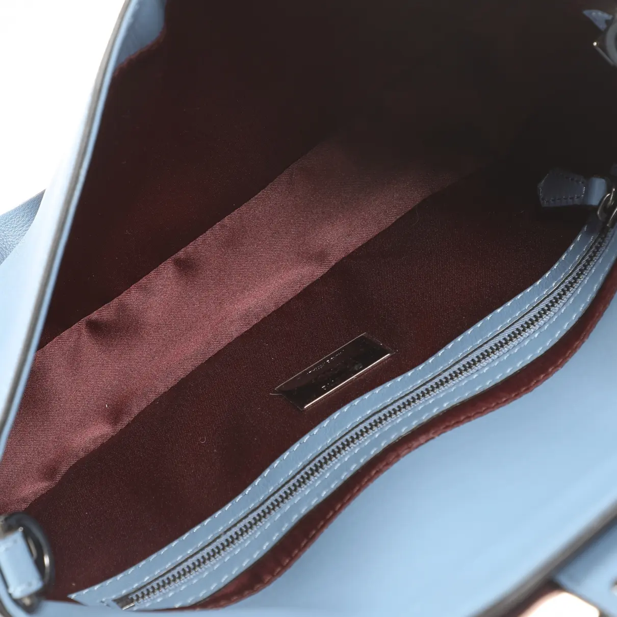 Buy Fendi Baguette leather bag online