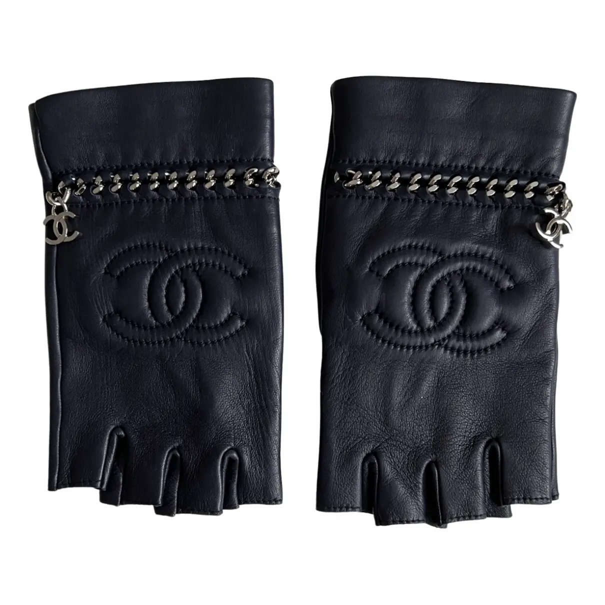 Leather gloves Chanel