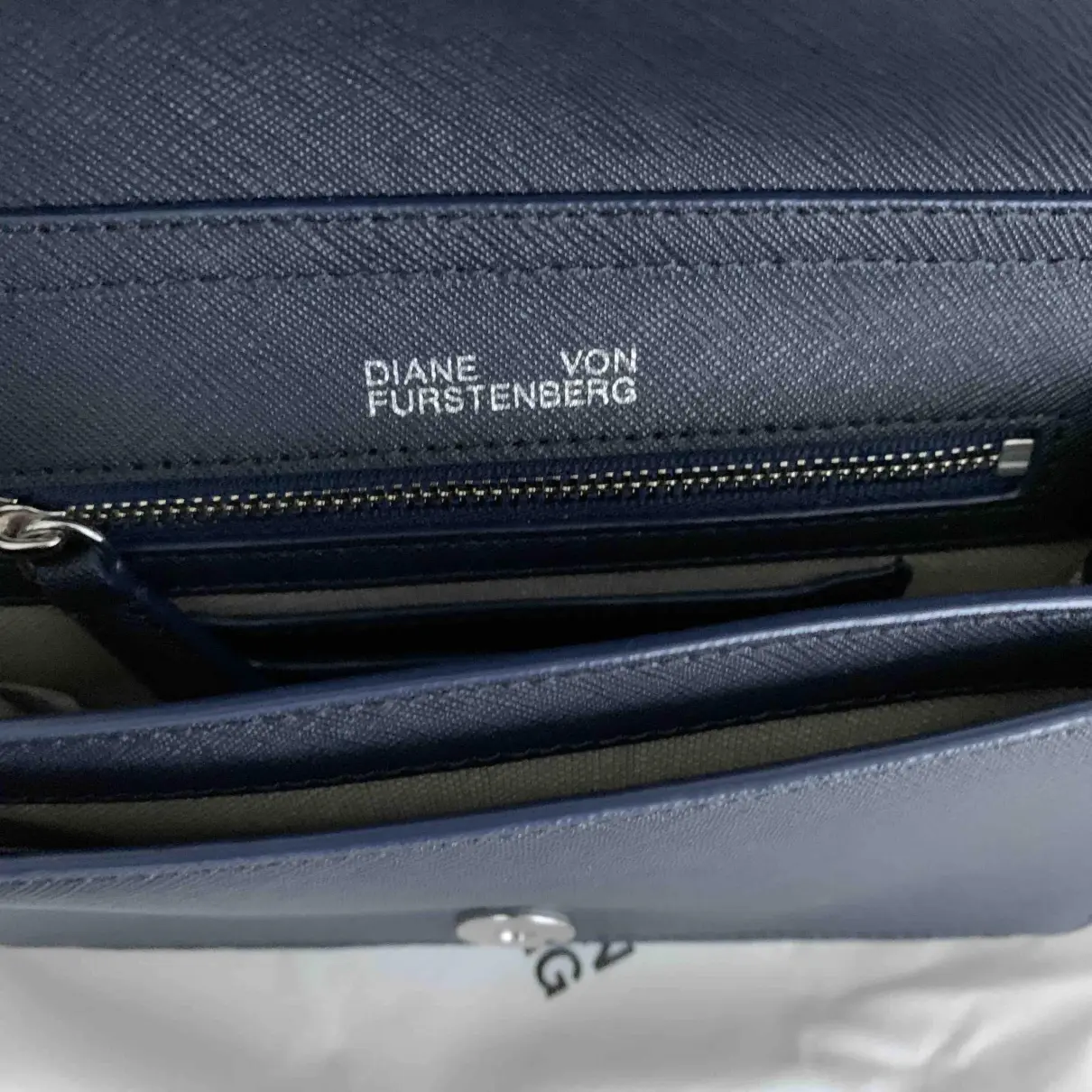 Luxury Diane Von Furstenberg Handbags Women