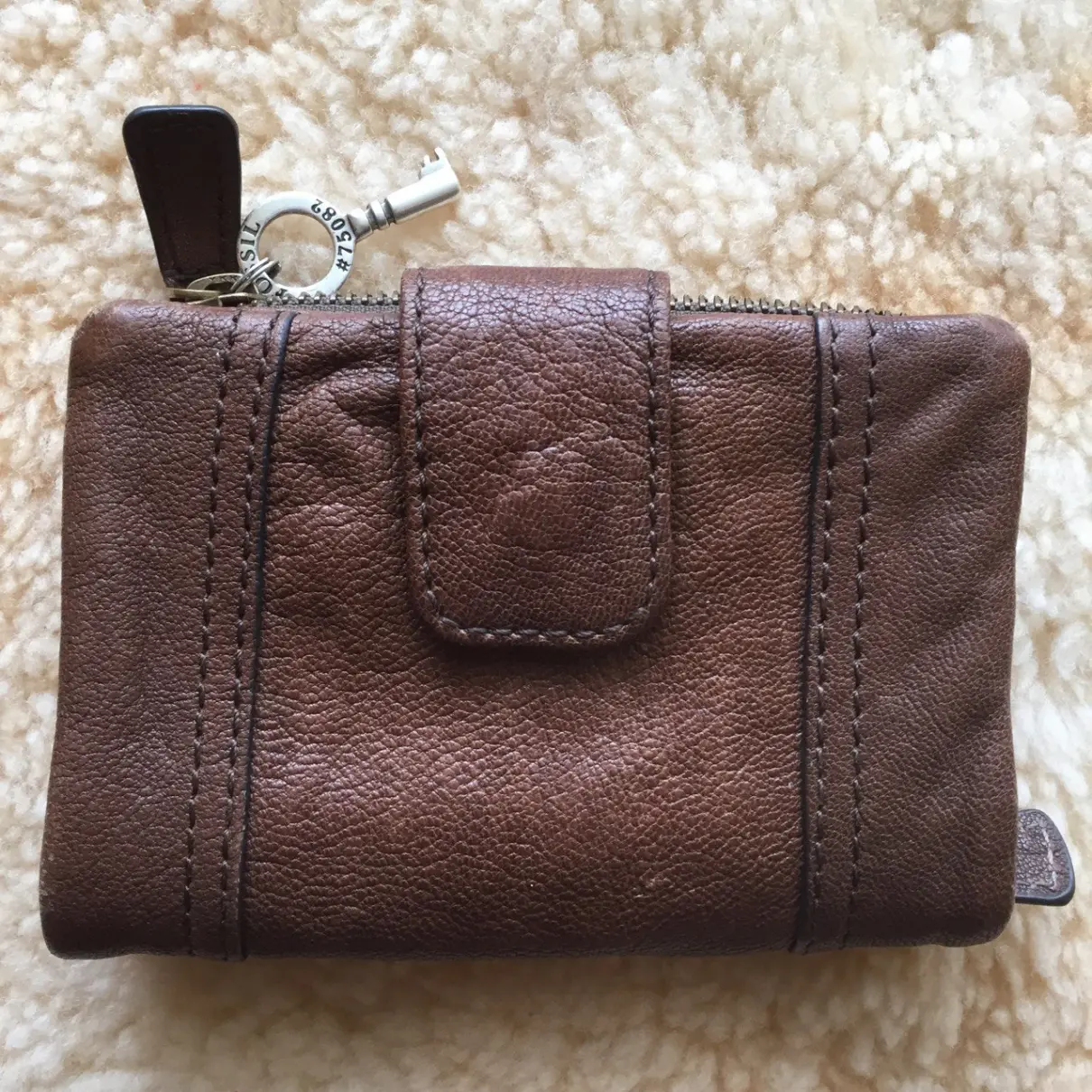 Buy Fossil Leather wallet online