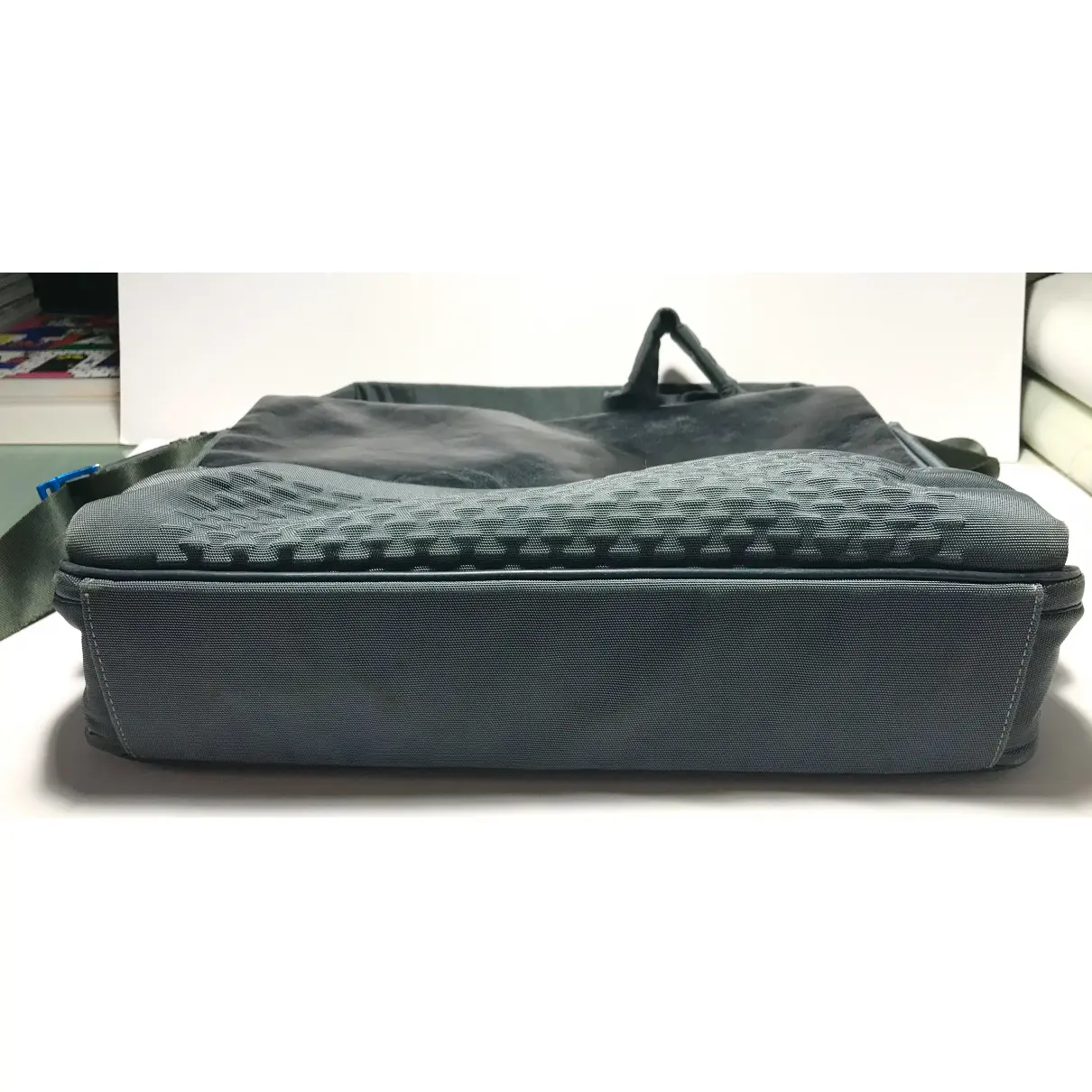 Leather travel bag Piquadro