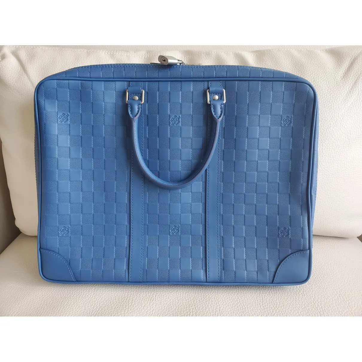 Buy Louis Vuitton Porte Documents Voyage leather bag online
