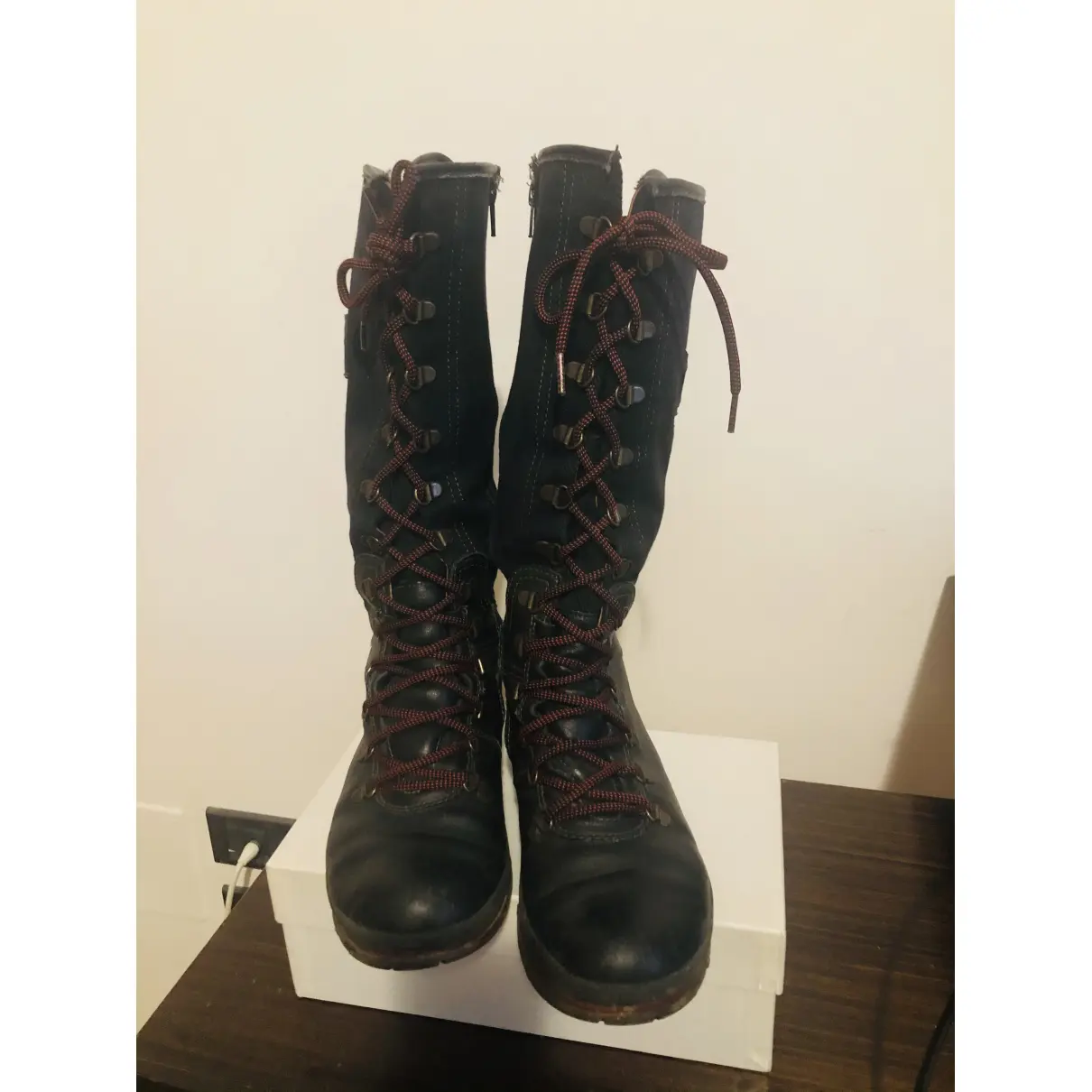 Buy Tommy Hilfiger Leather boots online - Vintage