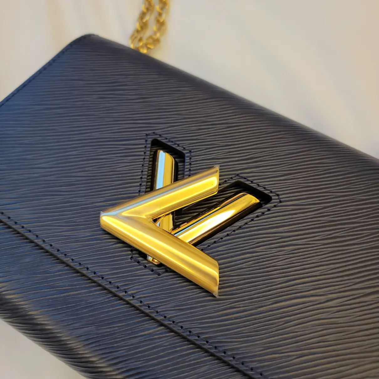 Buy Louis Vuitton Twist leather crossbody bag online